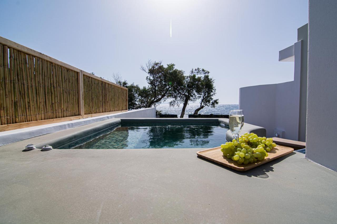 Blue Magic Villas 아이아파라셰비 외부 사진